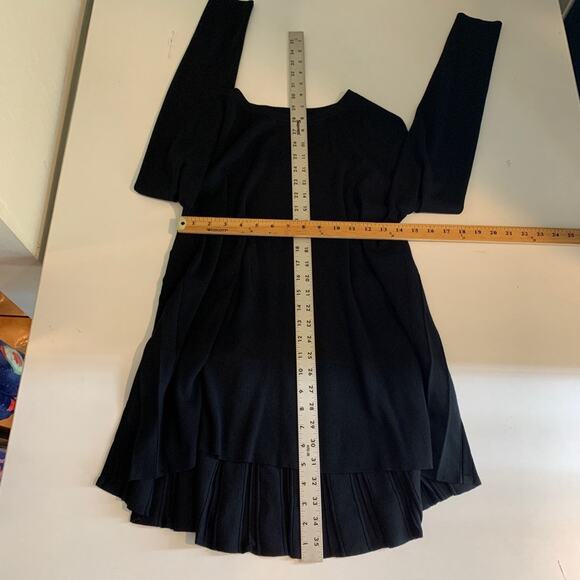 Lafayette 148 Top Womens M Black Pleated Swing Back Long Sleeve Tunic Blouses - Picture 9 of 13